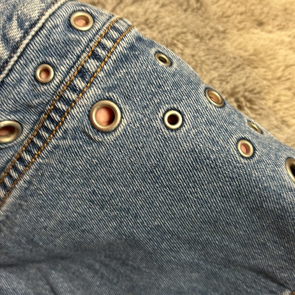 Vintage Levi’s Jean Shorts With Peek A Boo Grommets - Picture 6 of 10
